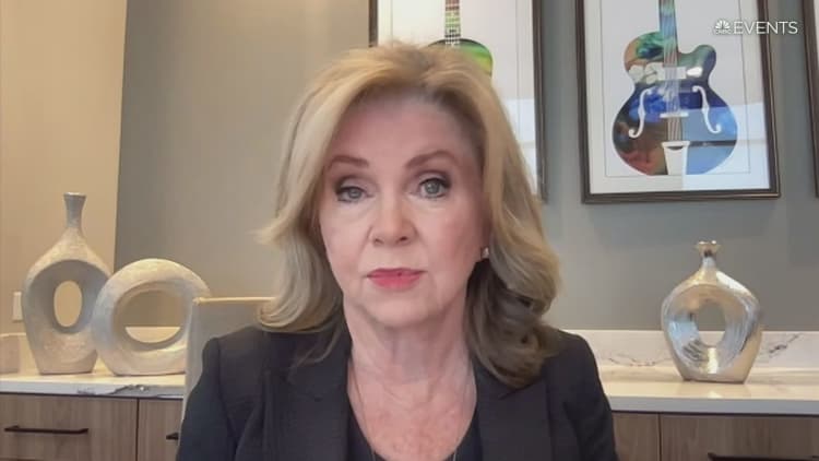 Senator Marsha Blackburn on why support is growing to ban kids from using phones before age 16