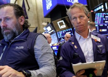 Stocks rise, Meta gets real on metaverse, and Salesforce bounces