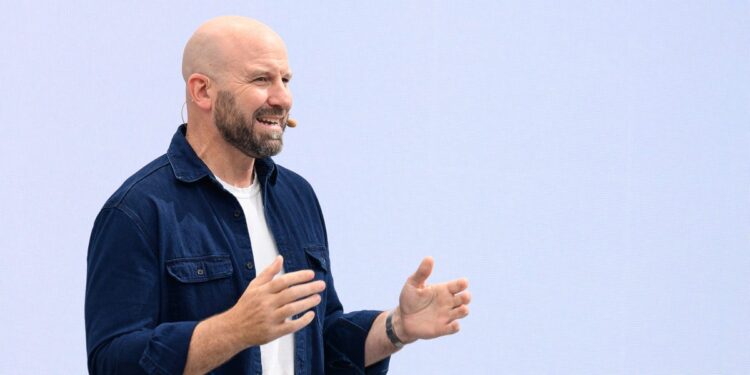 Meta CTO Andrew Bosworth Calls Crucial Reality Labs All-Hands Meeting