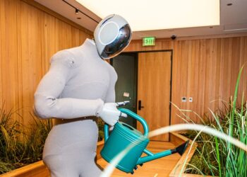 1X Says It’s Moving Away From Using Humans to Train Its Humanoid Robot