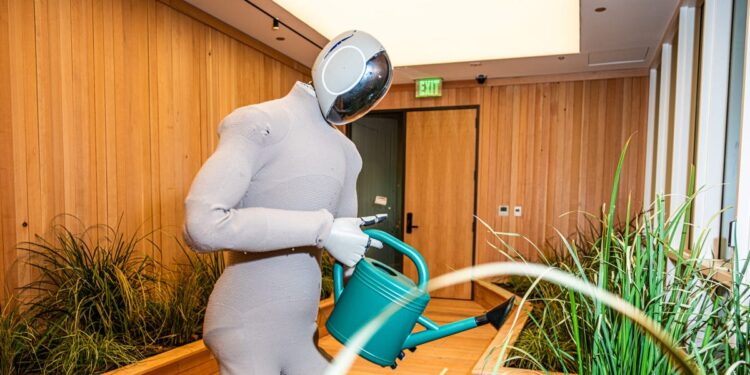 1X Says It’s Moving Away From Using Humans to Train Its Humanoid Robot