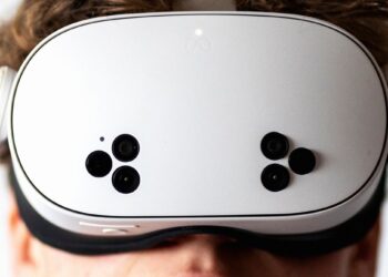 The Comedy Club at the End of the Metaverse