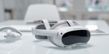 3 Reasons Why Your VR Headset Is Collecting Dust